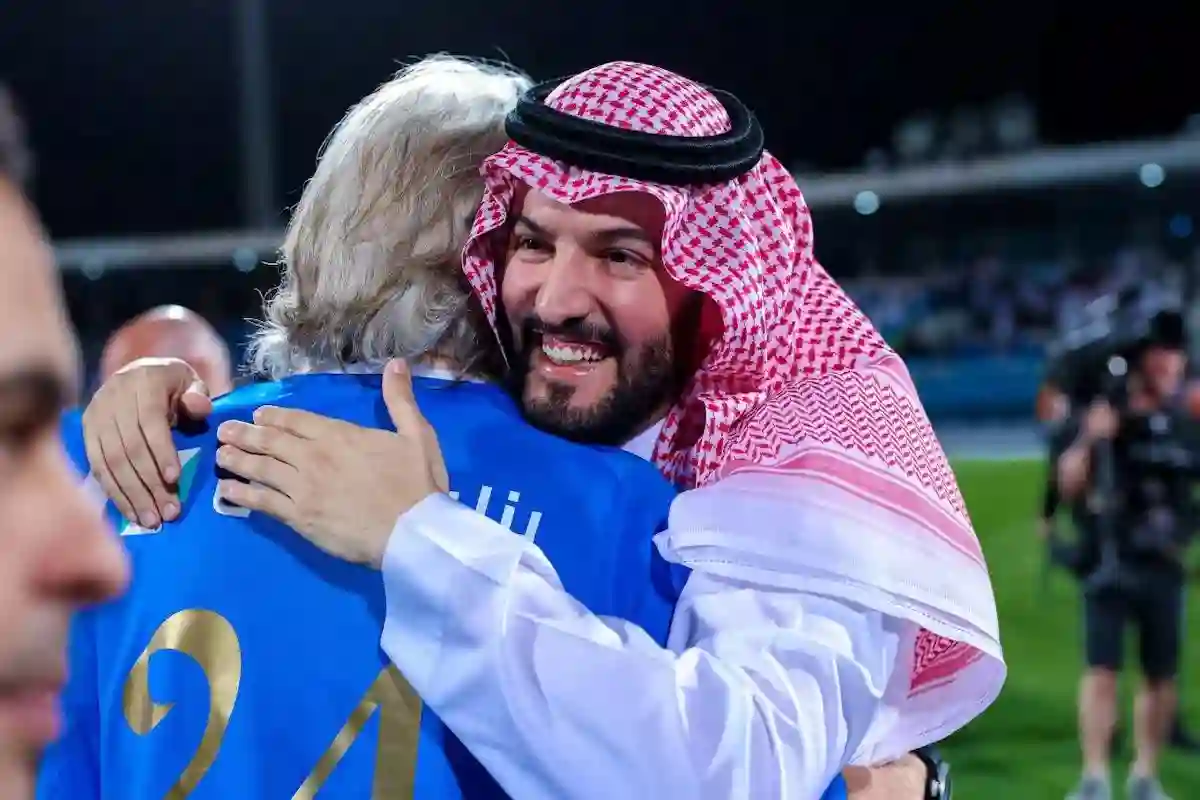 بن نافل يعلق على سباعية الهلال التاريخية في بطولة آسيا